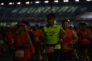 BIB: 265, 21259, 24564
                            <button type="button" onclick="openModal(10879590)" class="btn btn-primary btn-sm float-right btn-popup" data-toggle="modal" data-target=".modal-high-quality">
                        <i class="fas fa-shopping-cart"></i> Add to Cart
                    </button>
                                            <button type="button" onclick="isThisMe(10879590, true)" class="btn btn-success btn-sm float-right btn-popup btn-isme hidden" data-toggle="tooltip" data-placement="bottom" title="นี่คือรูปของคุณใช่ไหม คลิกที่นี่เพื่อเอาเข้าอัลบั้ม">
                        <i class="fas fa-plus"></i> Add to album
                    </button>
                    <button type="button" onclick="isThisMe(10879590, false)" class="btn btn-warning btn-sm float-right btn-popup btn-isnotme hidden">
                        <i class="fas fa-ban"></i> Remove from album
                    </button>